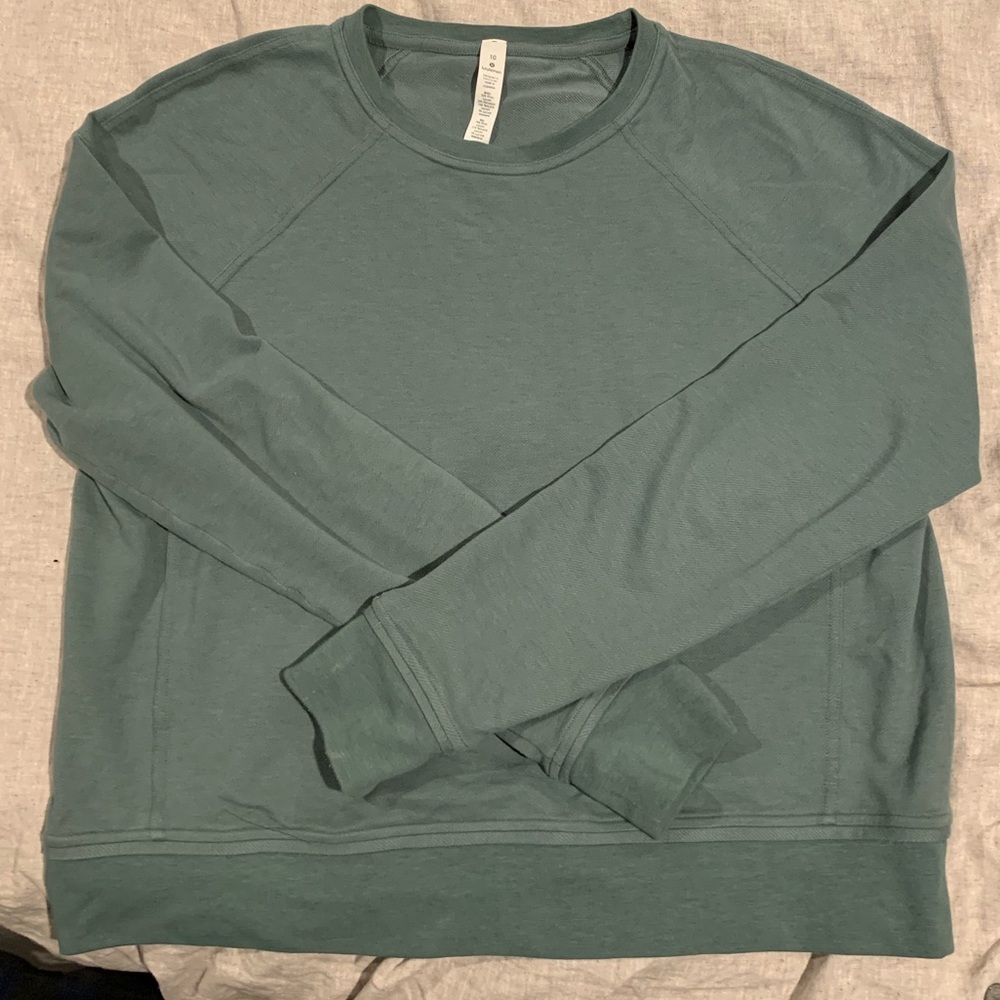 Lululemon pullover
